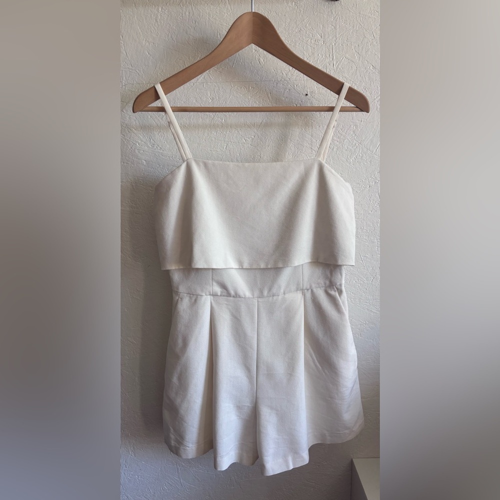 Club Monaco Crepe Textured Cream Spaghetti Strap Romper Playsuit with Pockets - Picture 6 of 17